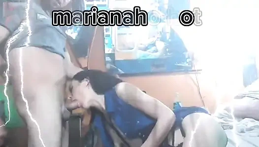 Marianahothot dört ayak üzerinde sikiliyor