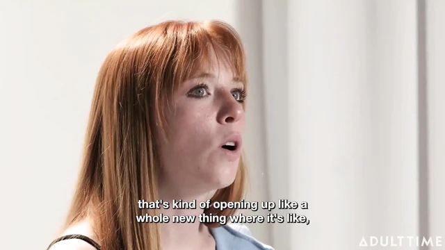 Madi Collins ailesinin diş fırçalarını çaldı!