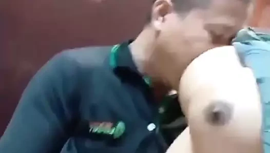 transseksüel Tay oral seks