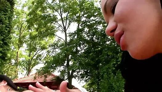 Çok sert sürtük lezbiyenler üçlü grup seks: ıslak amcıklar ve üç harika sürtük için ateşli parmaklama