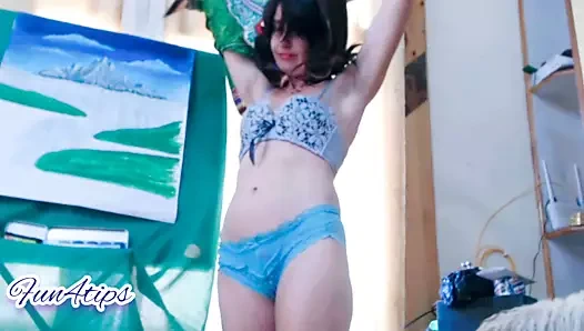 Şaşırtıcı sıyırma ve alay milf.