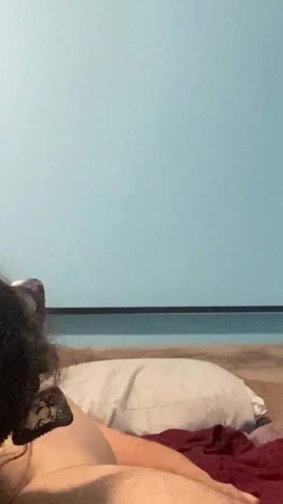 Kız arkadaşının amından kendi meni yiyor | Klip 2