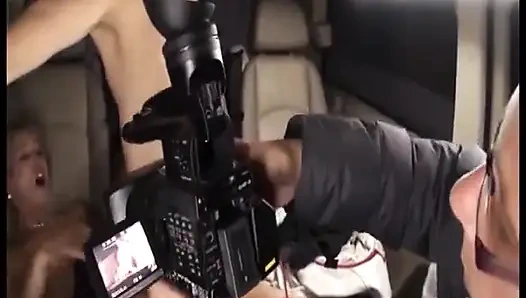 Seks bağımlısı spor salonu üçlü grup seks vahşi sikiş