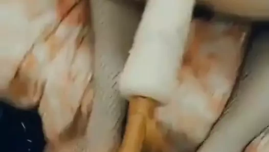 o oynuyor korkak göt