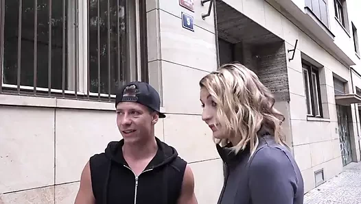 Ateşli karım anal sexxx tarafından sikiliyor