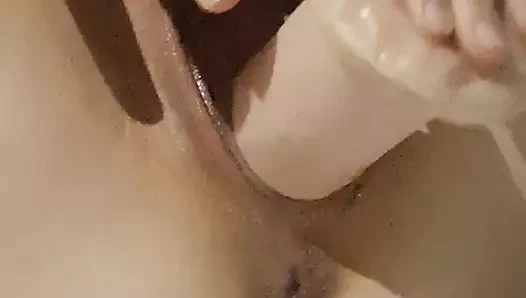 koca için bir gösteri koyarak