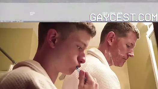 Felix Maze üvey babası Legrand Wolfs tarafından sikiliyor ve azdırılıyor