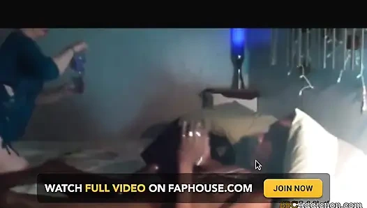 Büyük zenci yarağı bağımlılığı -% 100 amatör ve ev yapımı porno videoları. Orta yaşlı seksi kadınlar büyük zenci yarağı bağımlısı ve ırklararası sikişiyor.