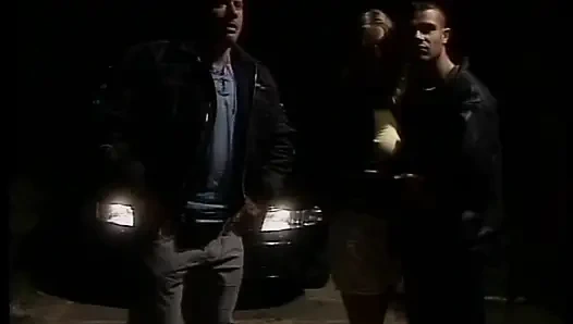 Aşık seksi ateşli bir sürtük için büyük bir yarak!