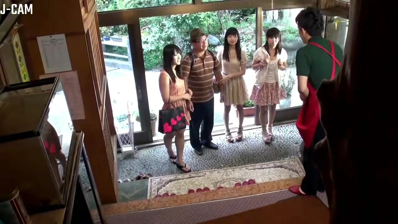 Một suối nước nóng ngoài trời đa giới, ba chị em, và tôi. part1