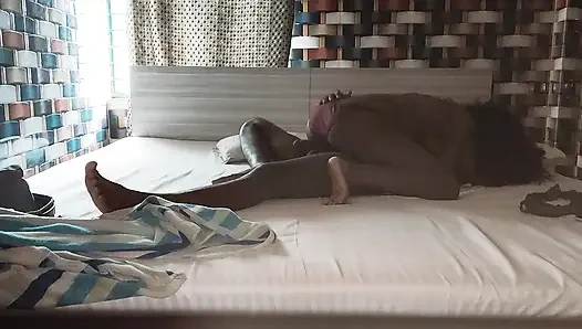 Desi house wife got fucked by her husband's brother