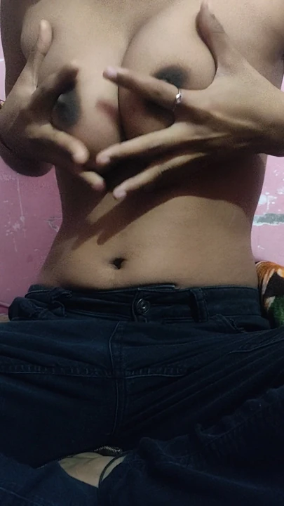 Показываю сиськи мои сиськи