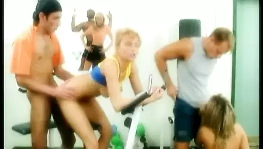 Tunde dorgen eğlenmek için sikme (scena 1) (herzog video 1998)