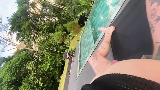 Otelde sikişirken yakalandı