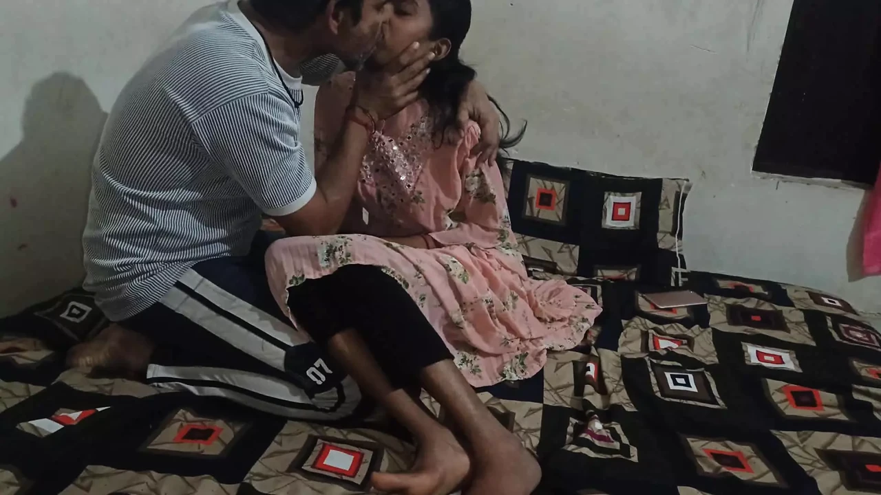 Mere husband ne muje pela