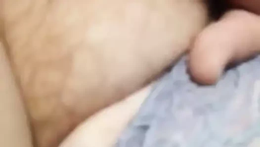 Elle attend vos com et partager