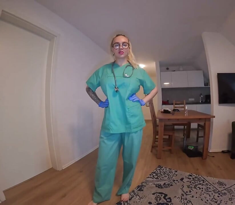 Doktor Beverlyathalia seninle ilgilenecek!