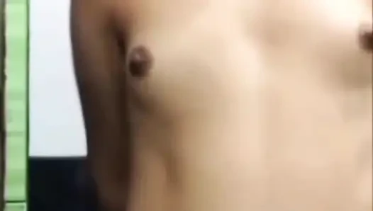 We made a video call with my friend's girlfriend and ended up
