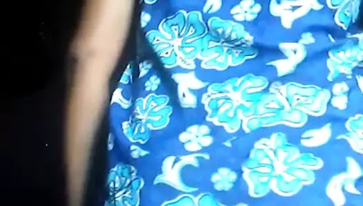 Hint özçekimi – madamnilu'nun büyük göğüsleri