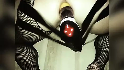 Götümde titreşim dev dildo