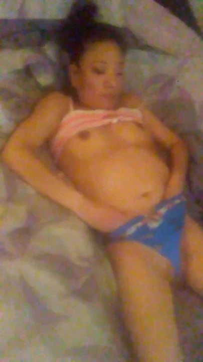 Yapışkan sürtük: sadece azgın bir sürtük