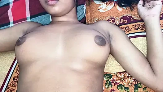 Yatak romum için Hintli kız arkadaşımı sikiyorum