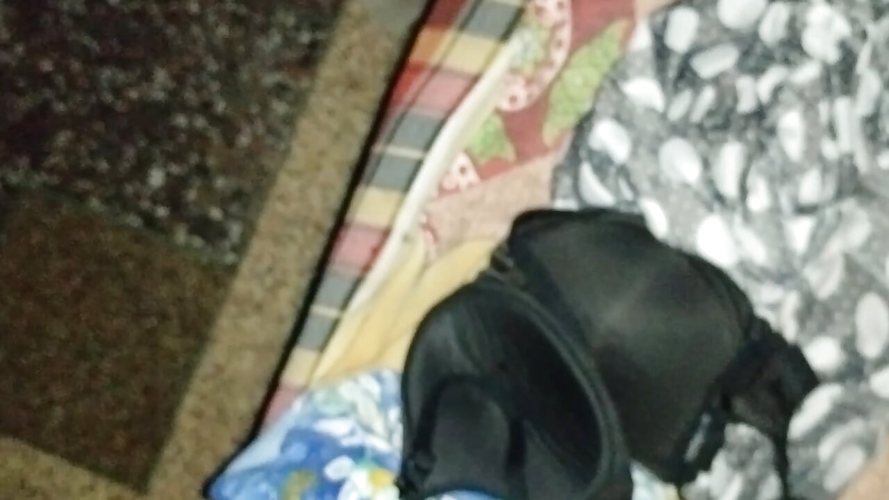 Hintli bayanın kafasında