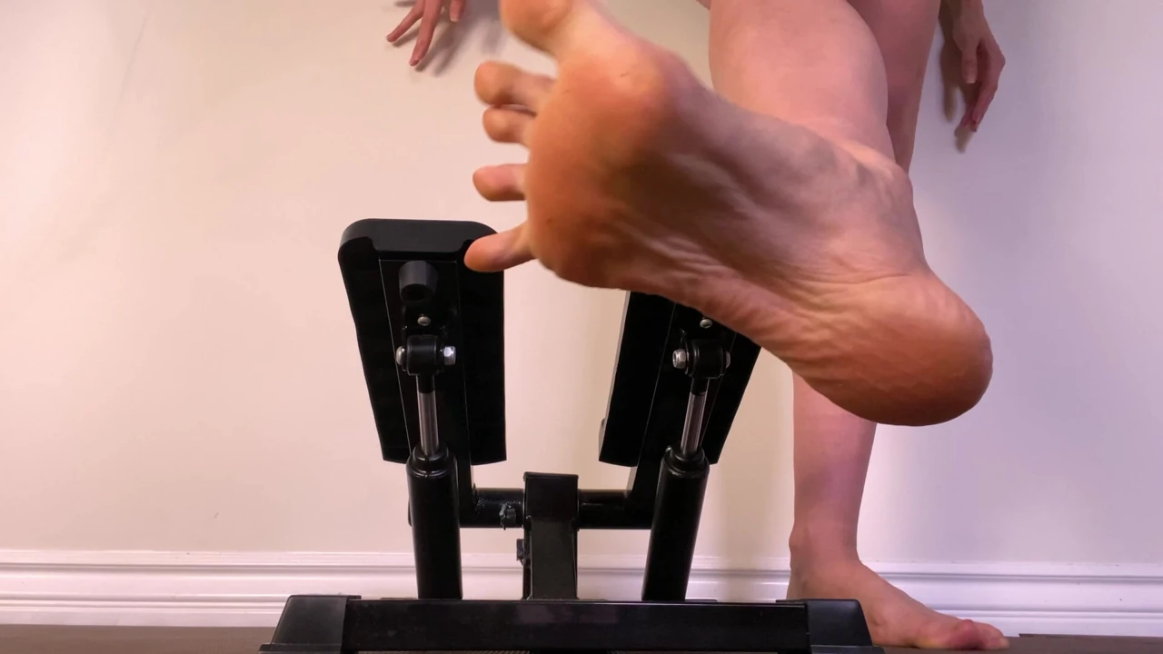 Step makinesinde yalınayak