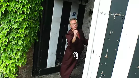 Herbert'in sürtük rahibeleri cilt 2 - bölüm 1