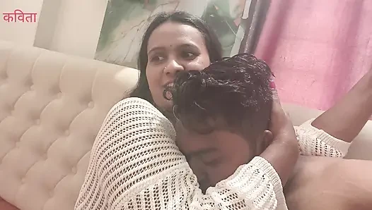 Hintli Marathi Kavita sevgilisine anal seks yapıyor