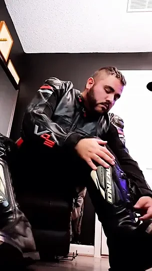 Tombul ayı motorcu deri moto takım kask
