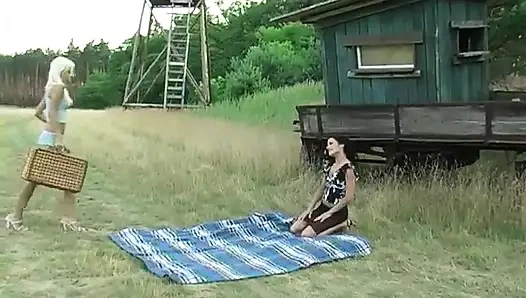 Özel sahne feat boroka bolls - sapık orta yaşlı seksi kadınlar