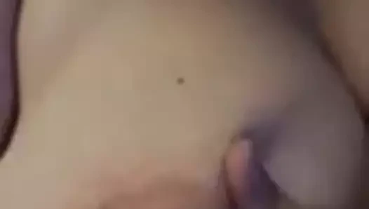 Anna'nın büyük göğüsleri