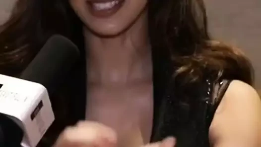 Tanrıçayı haraç (çıplak değil)