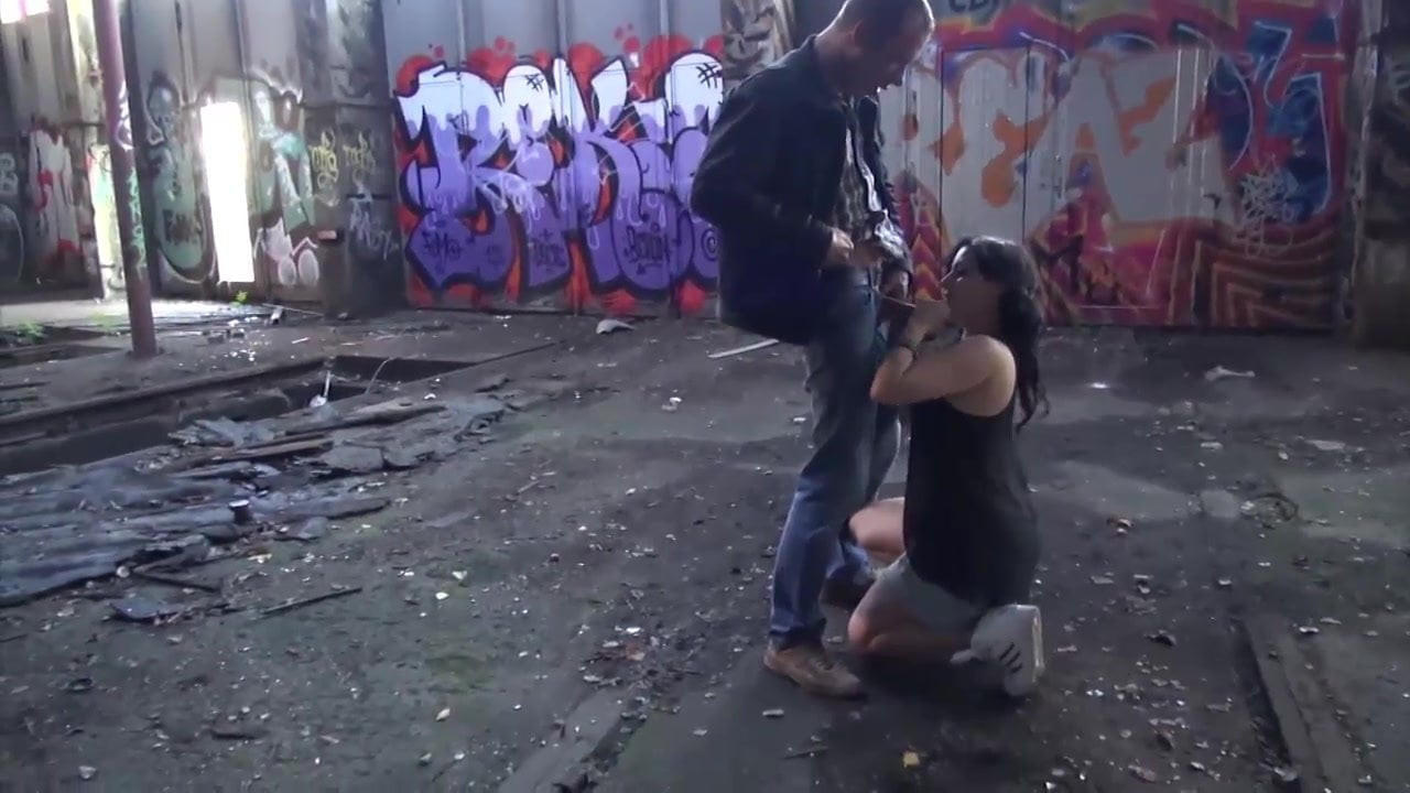 Magma filmi Alman gençler terk edilmiş bir fabrikada