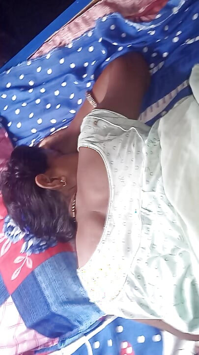 Romana Julie ko pelai daba ke choda chod ke land tired gaya