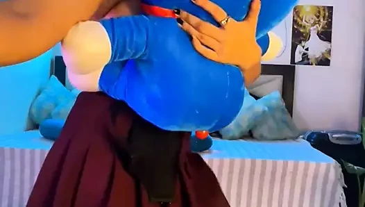 Sahte Hintli göğüsler kuruuyor