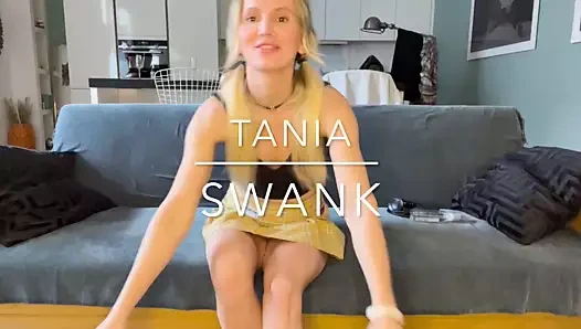 Tania Swank - anal esneme ve özensiz gırtlağına kadar