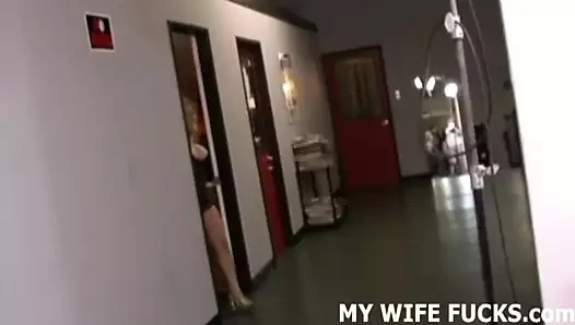 Her zaman sürtük bir eş olmayı hayal etmişimdir