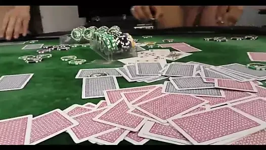 siyah sürtük gangbanged