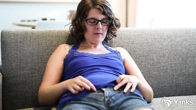 Jada ham mastürbasyon yapıyor - tam uzunluk, 4k yeniden düzenleme