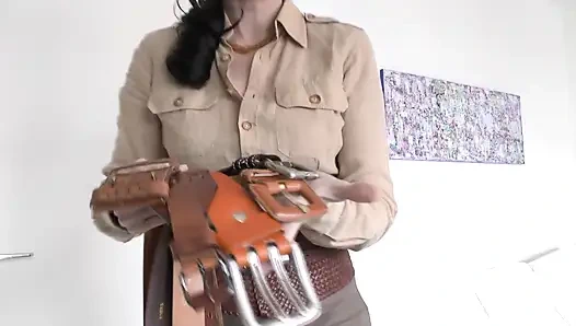 Возбуждающая примерка пояса с бельной юбкой, часть 3, дама Виктория Валенте