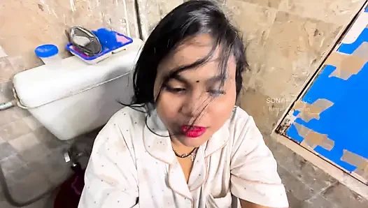 Yenge devar ka vahşi duşta seks - banyo mein tam açık sert sikiş