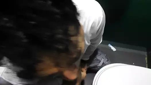 Andy restoran icinde tuvalet sakso Mustafa (guzel yarak)