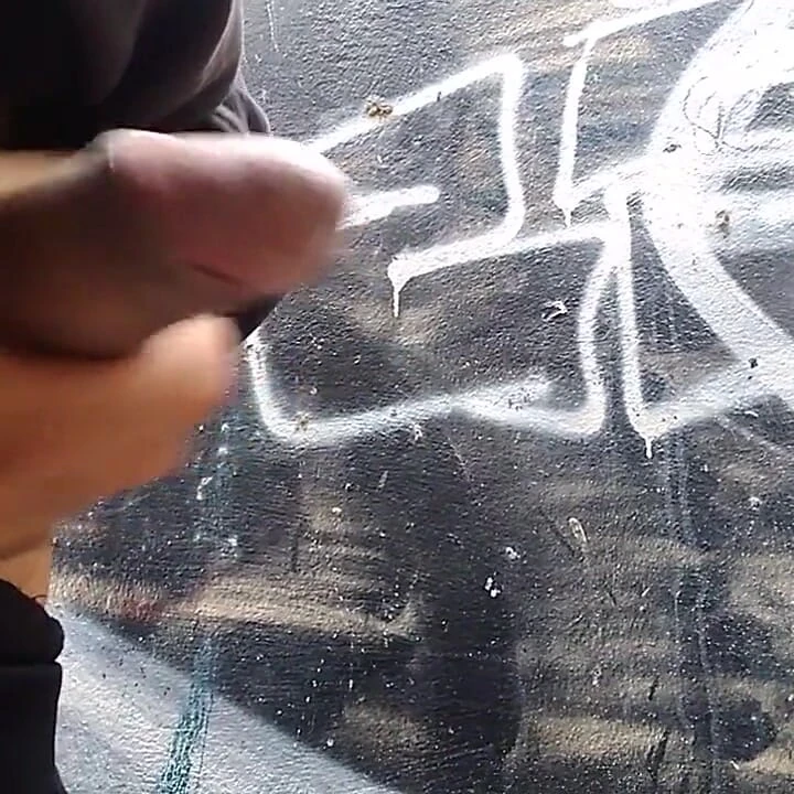 Sokakta açık havada yasak