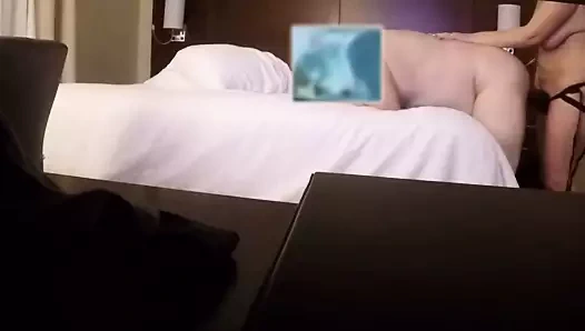 büyük siyah strapon ile ilişkilendirmeye