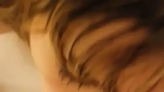 Üniversiteli sürtük emiyor