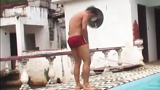 Zonklayan yarak götünü genişletiyor sızdıran kalın döl