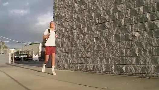 Rosebud sarkma yoğun anal seksten sonra ıslak dışarı çıkıyor