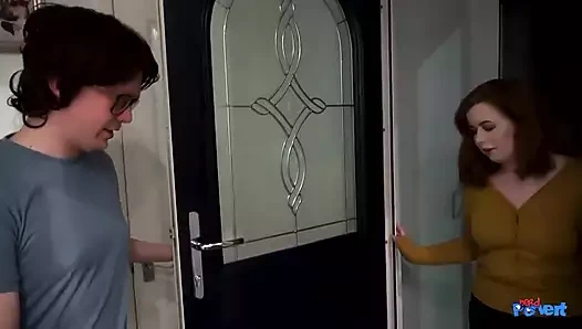 Millie Santoro ve Caitlyn Smith - kenar sürtükler